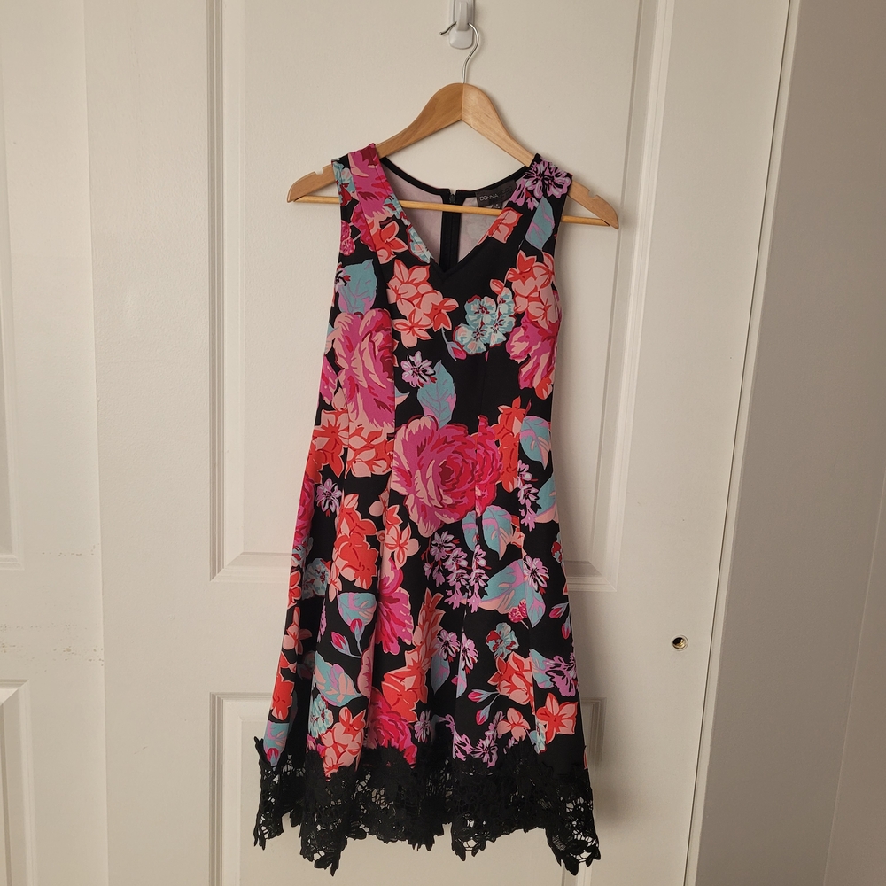 Donna Ricco Floral Black Dress